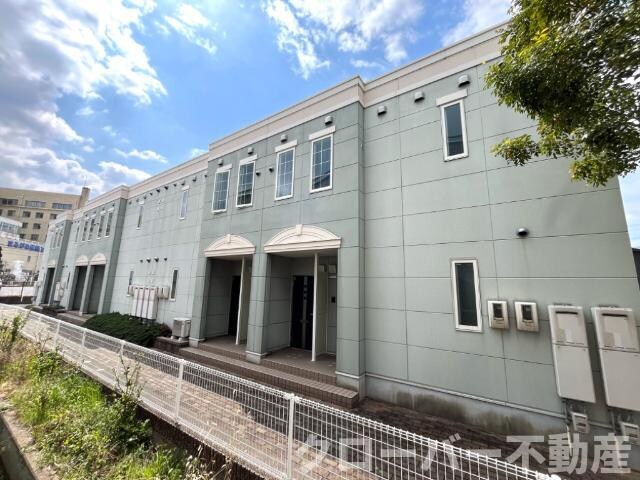 物件外観写真1　(外観写真（昼）)