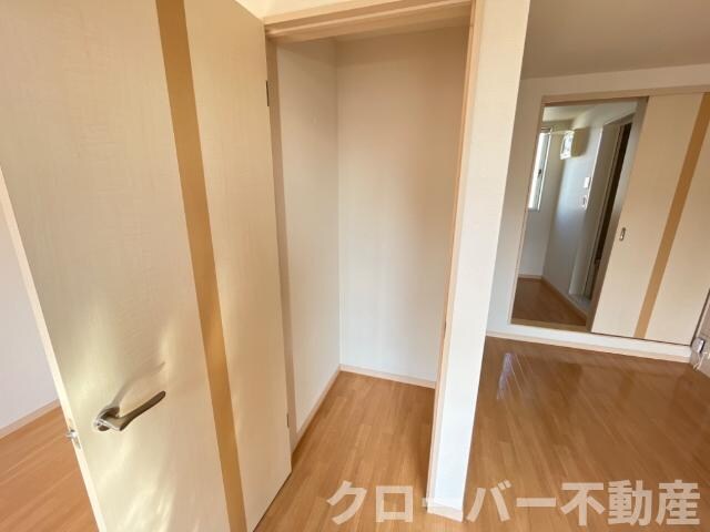 物件内観写真21　(収納)