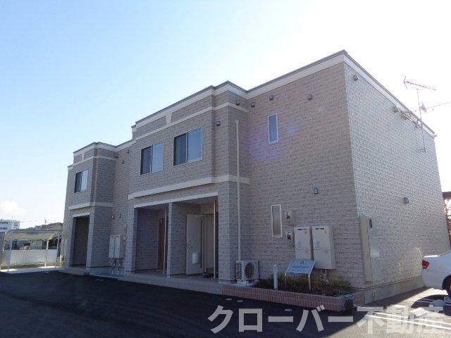 物件外観写真1　(外観写真（昼）)