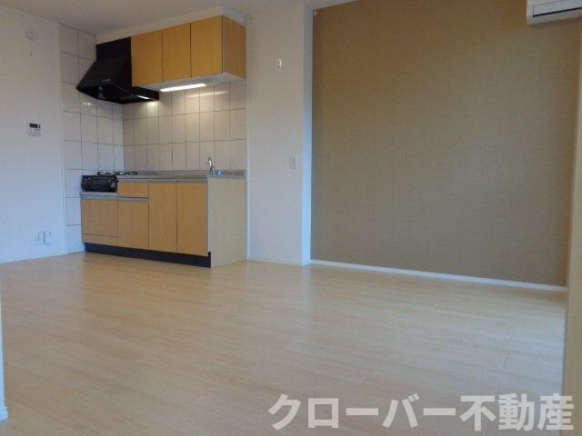 物件内観写真7　(リビング)