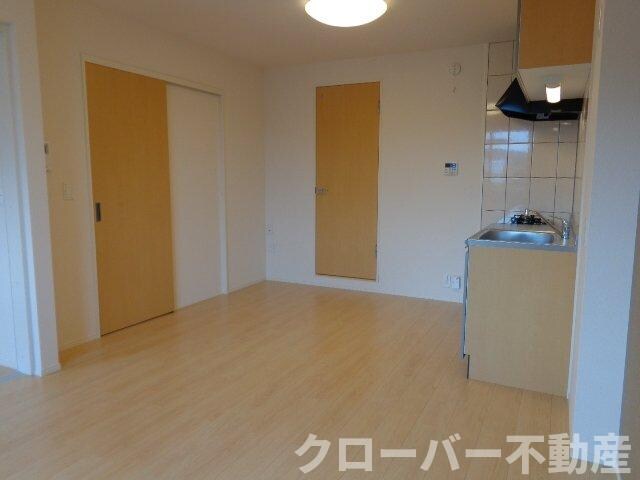 物件内観写真12　(リビング)