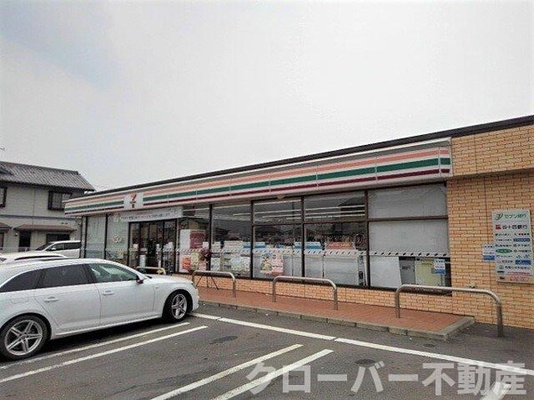 周辺環境(セブンイレブン観音寺三本松町店まで700m)