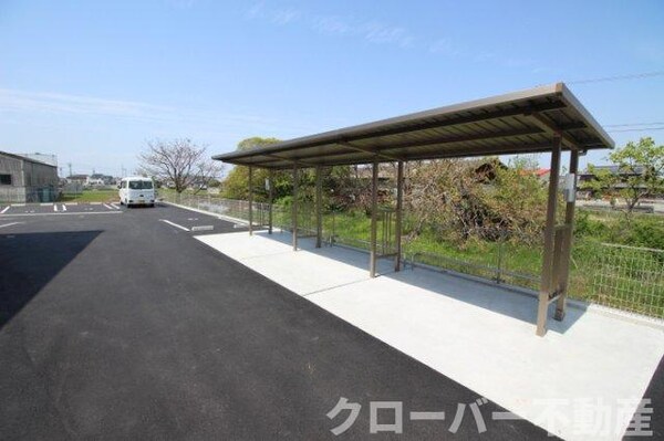 建物設備(駐輪場)