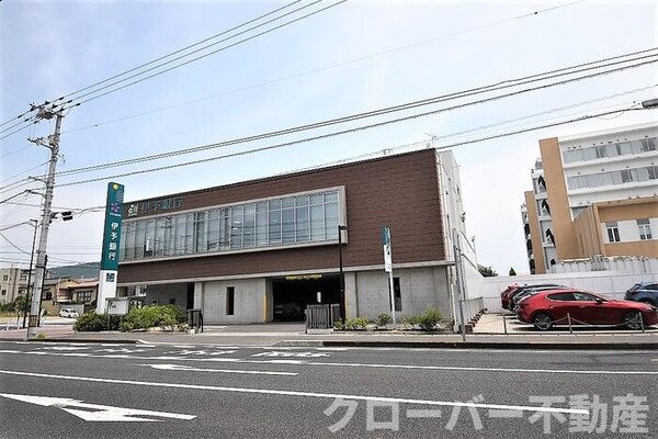 周辺環境(伊予銀行坂出支店)