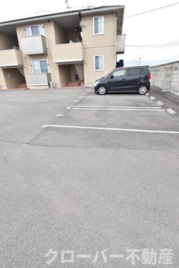 駐車場(駐車場)