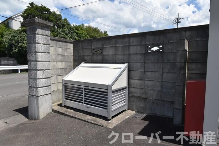 物件内観写真24　(ゴミ置場)