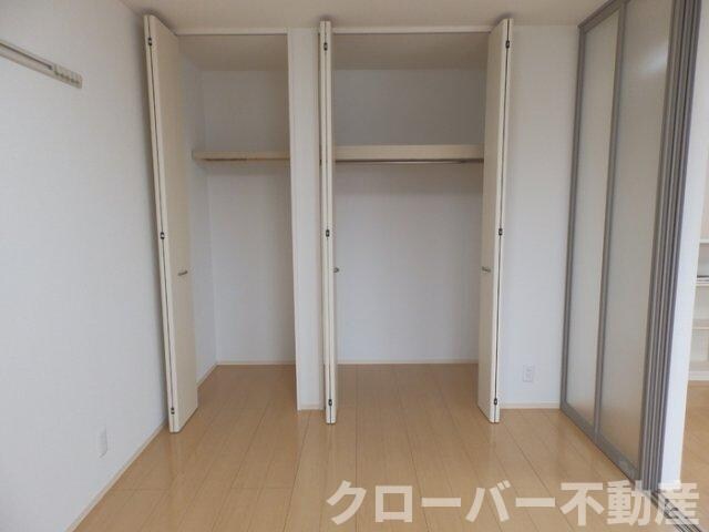 物件内観写真12　(物入、クローゼット)
