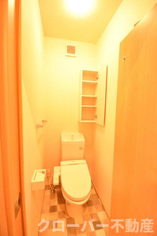 トイレ(温水洗浄暖房便座)