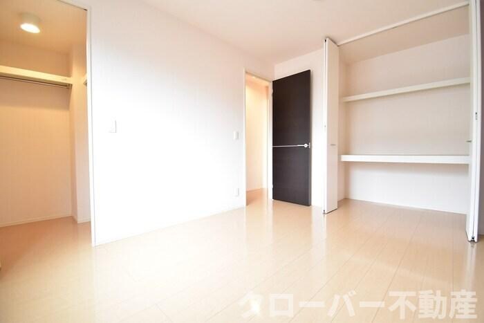 物件内観写真8　(洋室６．１帖)