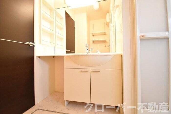 物件内観写真9　(洗髪洗面化粧台)
