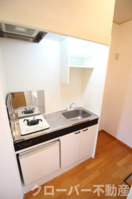 物件内観写真6　(B105 キッチン(一口ｺﾝﾛ付))