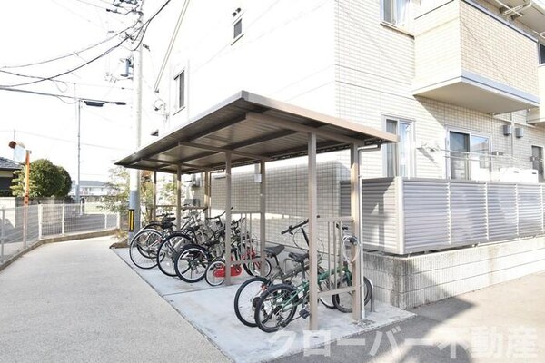 建物設備(駐輪場)