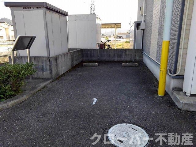 物件外観写真4　