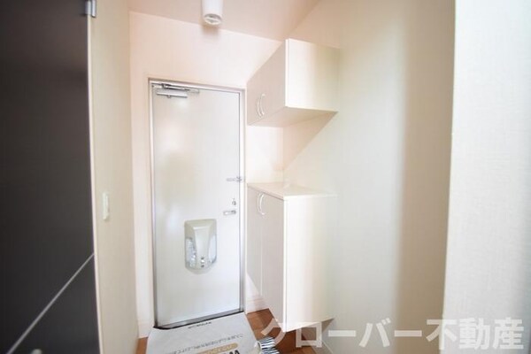 玄関(玄関)