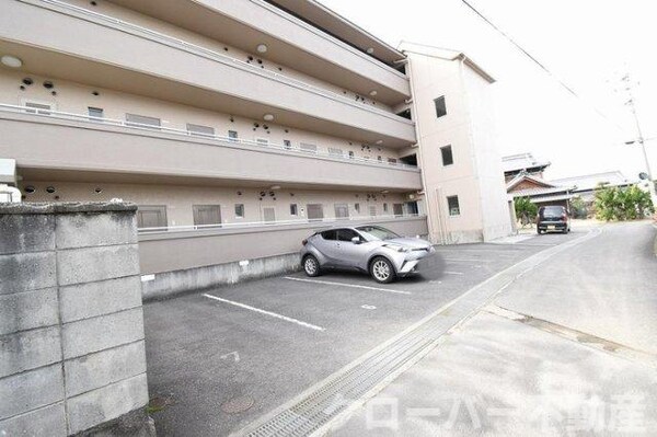 駐車場(駐車場)