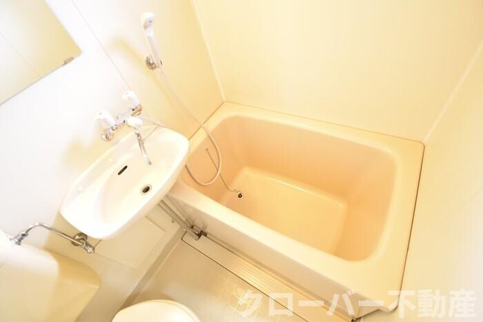 物件内観写真7　(浴室)