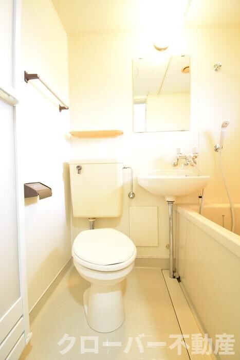 物件内観写真9　(トイレ)