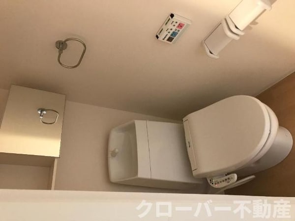 トイレ(シャワー付トイレ)