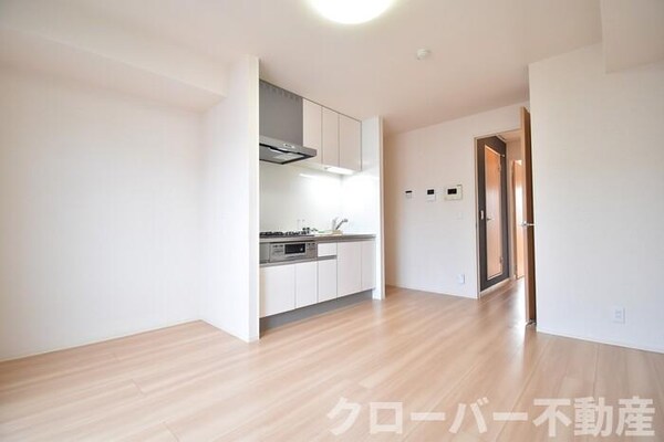 居室(ＬＤＫ９．５帖)