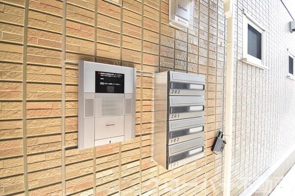 建物設備(オートロック・郵便ポスト)