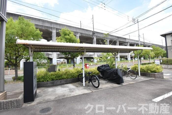 物件内観写真23　(駐輪場)