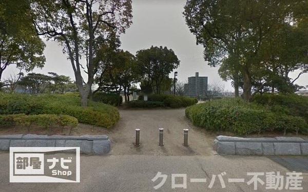周辺環境(ファミリーマート丸亀…まで438m)