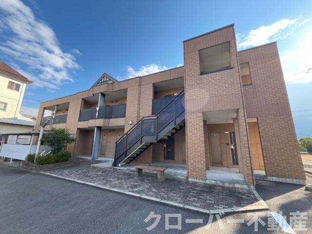 物件外観写真1　(外観写真（昼）)