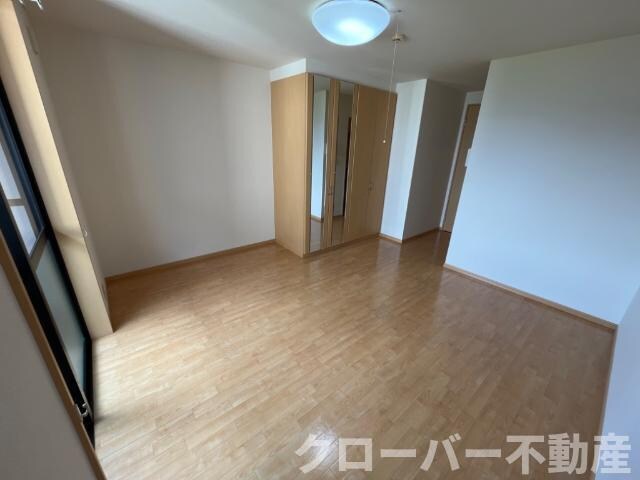 物件内観写真10　(洋室)