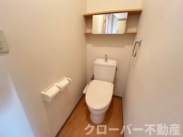 トイレ(シャワー付トイレ)