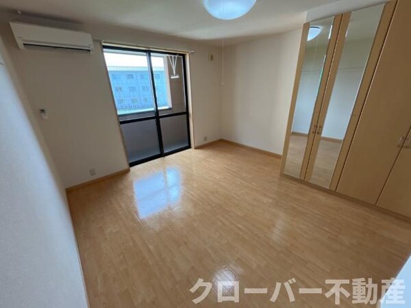 寝室(洋室)