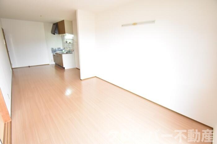 物件内観写真18　(ＬＤＫ１２帖)