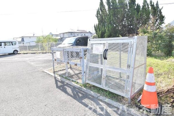 建物設備(ゴミ置場)