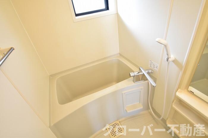 物件内観写真6　(浴室)