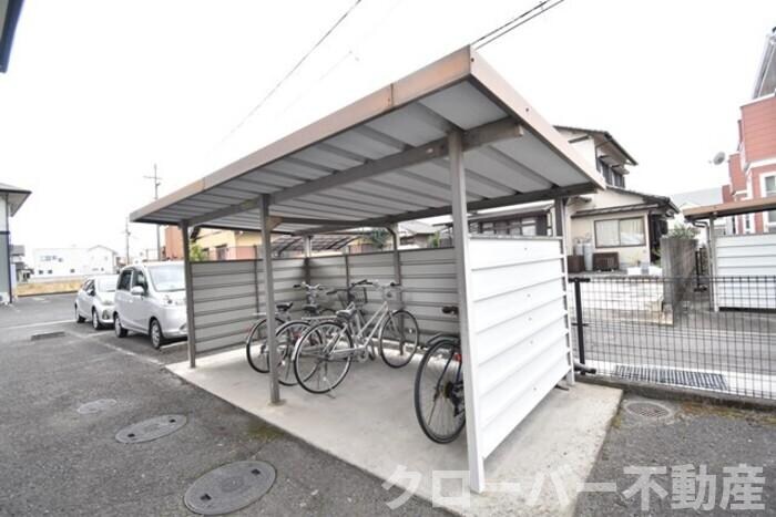 物件内観写真16　(駐輪場)