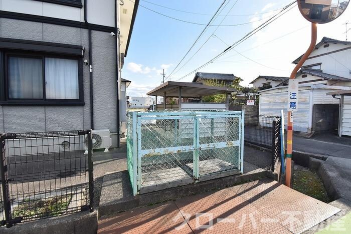 物件内観写真19　(ゴミ置き場)