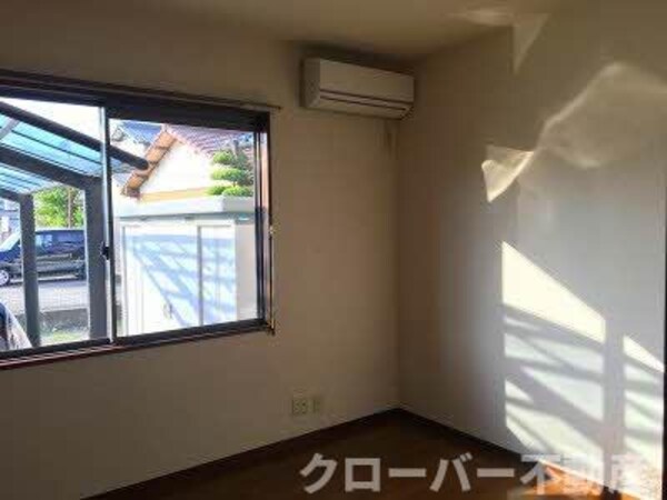 内装他