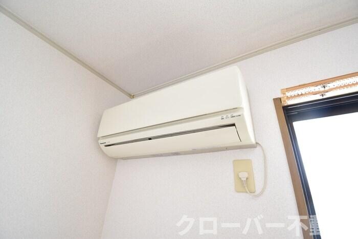 物件内観写真17　(エアコン（西洋室６帖）)