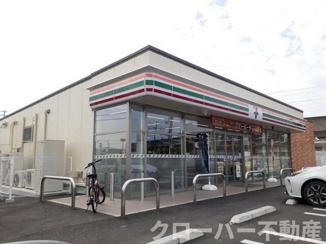 物件外観写真3　(７－１１丸亀土器町東８丁目店まで160m)