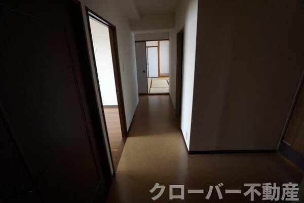 内装他