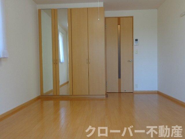 物件内観写真15　(洋室)