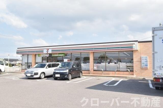 物件外観写真5　(セブンイレブン善通寺金蔵寺町店 ６１１ｍ)