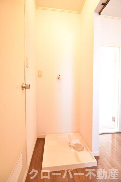 物件内観写真17　(室内洗濯機置場)