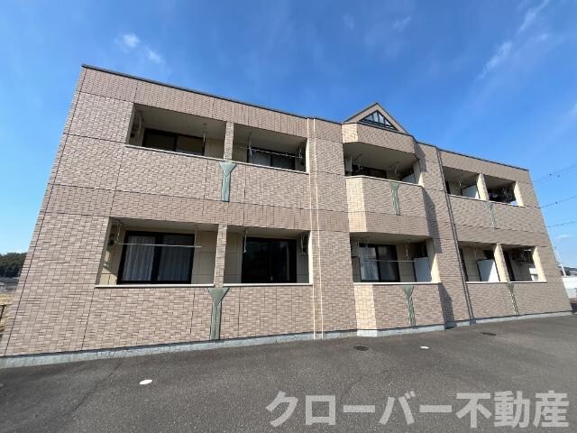 物件外観写真1　(外観写真（昼）)