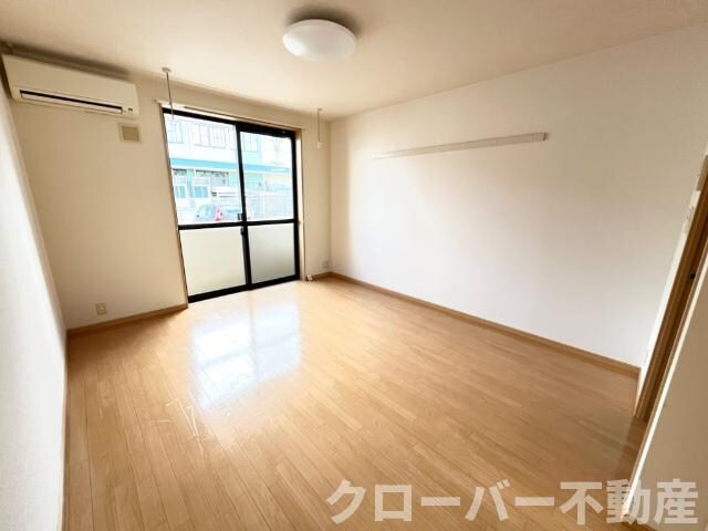 物件内観写真18　(洋室)