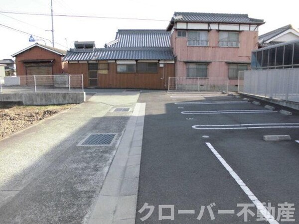 駐車場(駐車場)