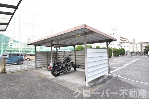 建物設備(駐輪場)