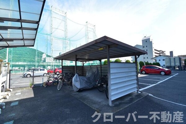 建物設備(駐輪場)