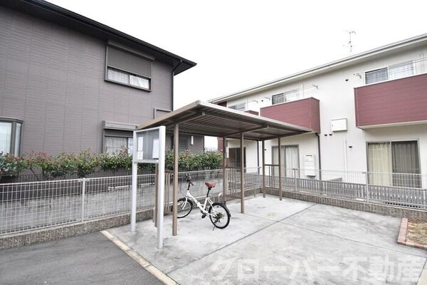 建物設備(駐輪場)
