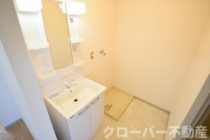物件内観写真10　(洗髪洗面化粧台)