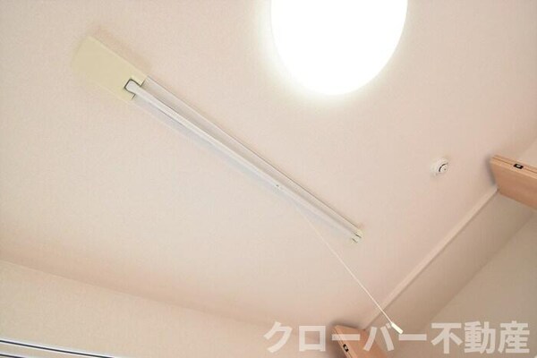 建物設備(室内物干し)